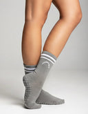 Serenev Long Grip Socks